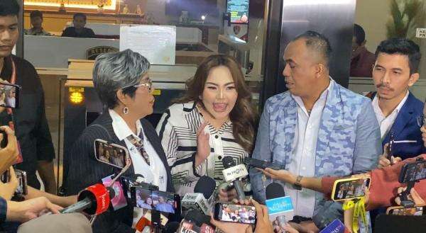 5 Jam Diperiksa Bareskrim, Lisa Mariana Bongkar Sikap Ridwan Kamil?