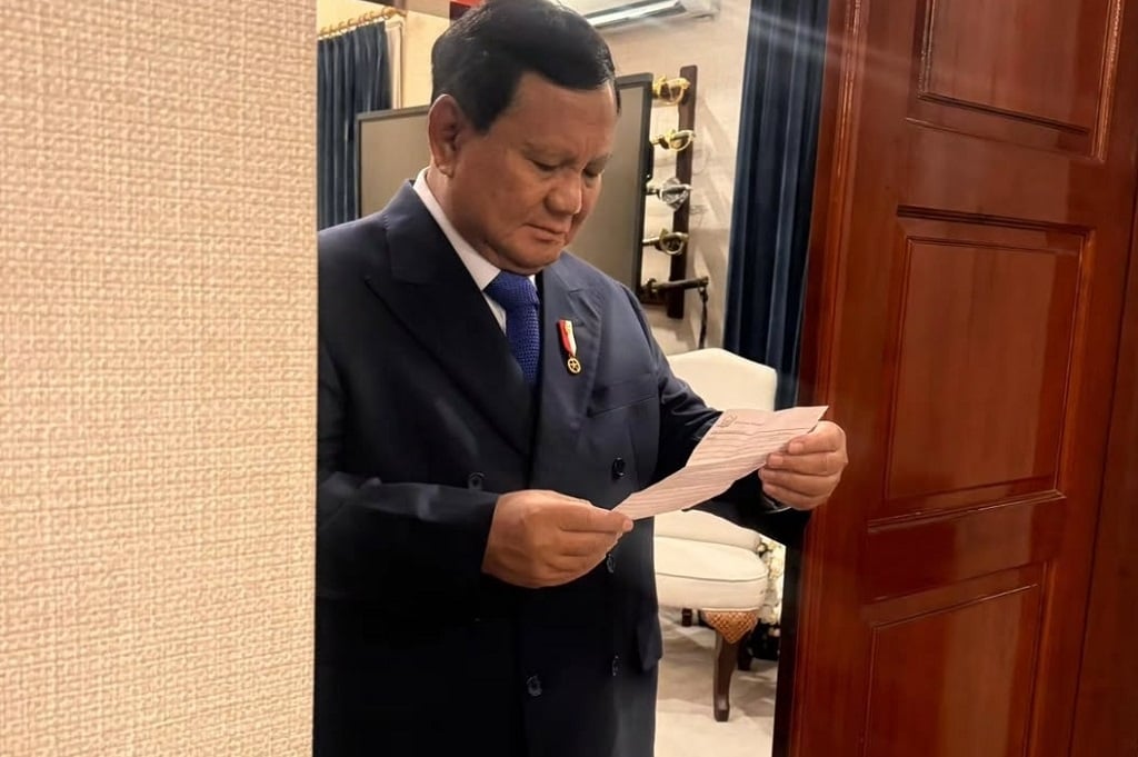 Momen Haru Prabowo Baca Surat Siswa Bandung: Tunggu Kami Bangun Indonesia, Pak!