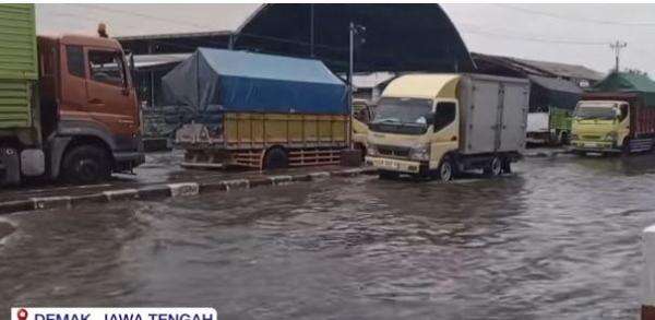 Kemacetan Horor Pantura Semarang-Demak Akhirnya Terurai! Ini Rahasia dan Jalur Rahasianya