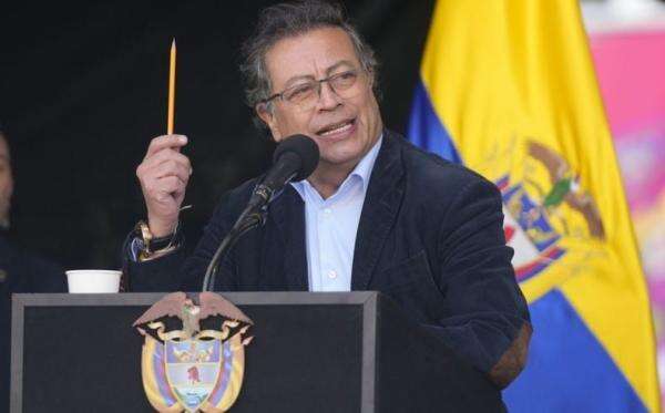 AS Jatuhkan Sanksi Gila-Gilaan ke Presiden Kolombia: Tuduh Gustavo Petro Gembong Narkoba & Potong Semua Bantuan!