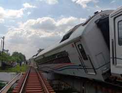 KA Purwojaya Anjlok di Bekasi, KNKT Didesak Usut Tuntas: Apa Penyebab Sebenarnya?