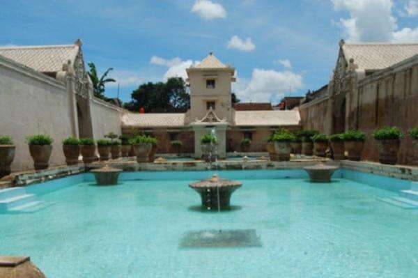 15 Tempat Wisata Jogja yang Bikin Liburanmu Anti Mainstream!