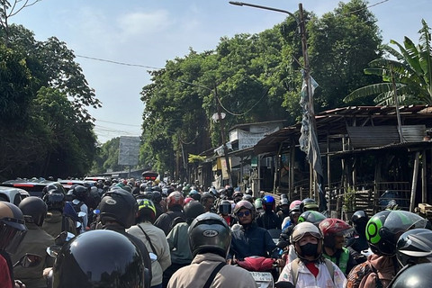 Macet Parah 30 Menit di Pondok Cabe Pagi Ini, Ini Penyebab dan Jalan Alternatifnya!