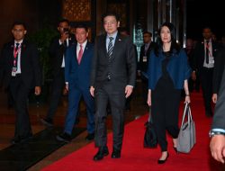 Istri PM Singapura Bawa Tas Sendiri di KTT ASEAN, Netizen Heboh!