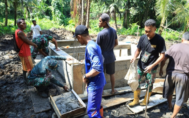 Air Bersih Akhirnya Mengalir di Desa Tagalaya, Inilah Kunci Keberhasilan TMMD!