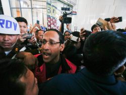 Misteri Grup WA Mas Menteri Core Team Nadiem: Persiapan Jabatan atau Awal Skandal Chromebook?