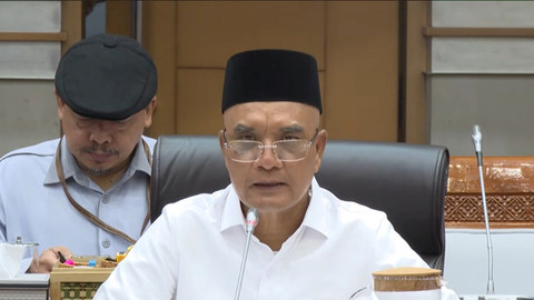 Biaya Haji 2026 Turun Rp 1 Juta, DPR Soroti Bancakan Rp 5 Triliun: Ke Mana Uangnya?