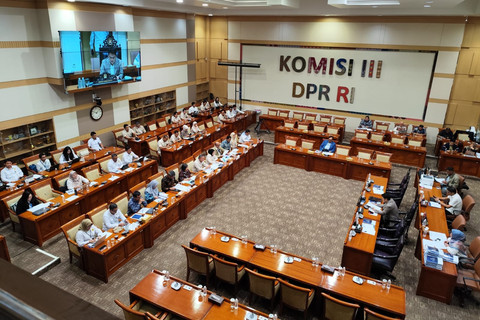 DPR Turun Tangan! Hak Ibadah Warga Bekasi Diblokir Pengembang, Begini Sikap Mereka