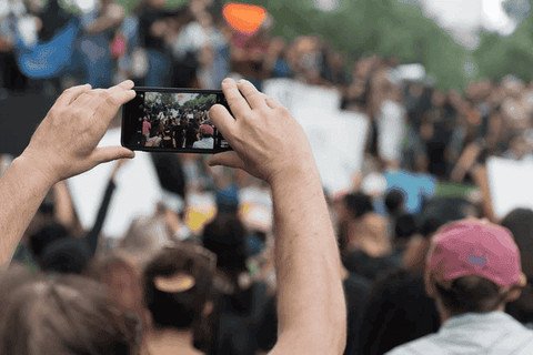 Waspada! Ini Bahaya Tersembunyi di Balik Citizen Journalism yang Wajib Kamu Tahu