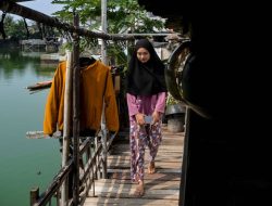 Air Tanah Keruh & Berbau Karat di Kapuk Teko: Warga Terjebak Antara Racun dan Janji PAM!