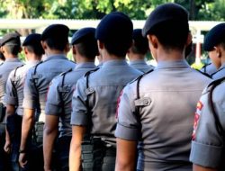 Polri Buka Suara: Fakta Mencengangkan Soal Radikalisme & LGBT di Internal Kepolisian!