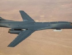 Bomber AS Dekati Venezuela, Intelijen CIA Prediksi Jatuhnya Maduro?