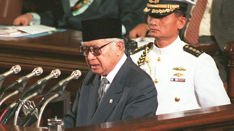 Fraksi NasDem Bongkar Alasan Dukung Soeharto Jadi Pahlawan Nasional, Ini Kata Mereka!