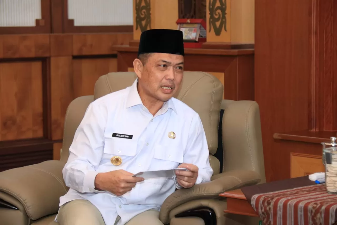 Gurita Politik Ria Norsan: Menguak Jaringan Kekuasaan Keluarga yang Menguasai Kalbar 2025-2030