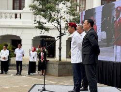 Soeharto vs Gus Dur: Siapa yang Akhirnya Jadi Pahlawan Nasional 2025?