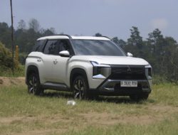 Mitsubishi Destinator: 7 Fakta Mengejutkan yang Bikin Keluarga Tak Mau Turun Mobil!