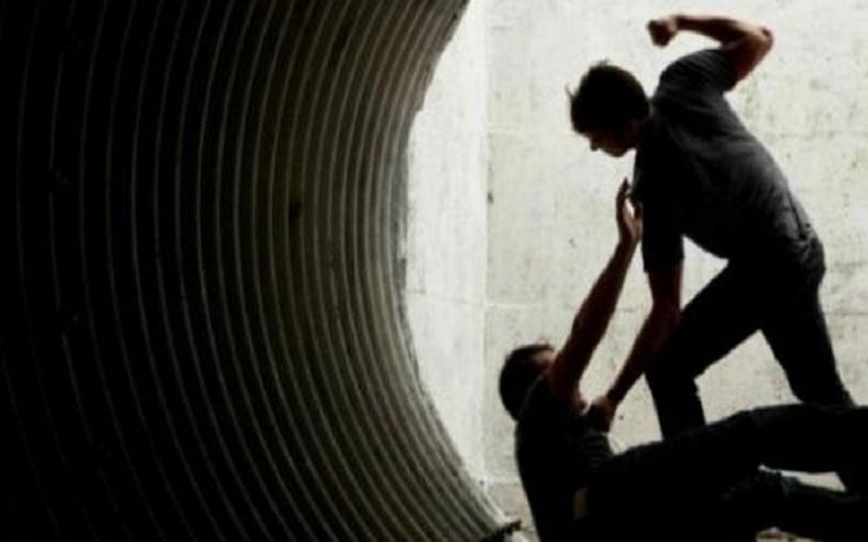 Pengacara Dikeroyok & Ditembak di Tanah Abang: Motif Misterius di Balik Penyerangan Berdarah