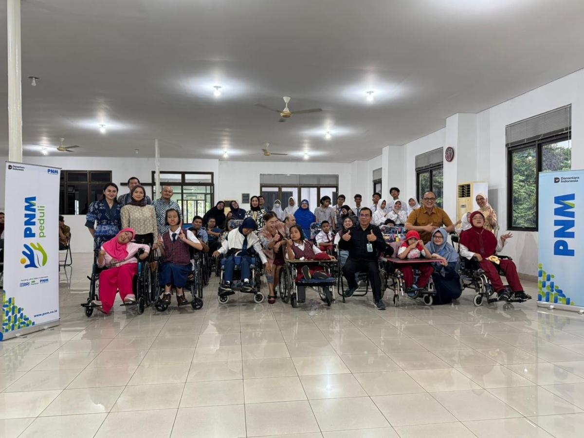 Cerebral Palsy Bisa Kuasai Bahasa Inggris? Ini Bukti Nyata PNM untuk 100 Siswa!