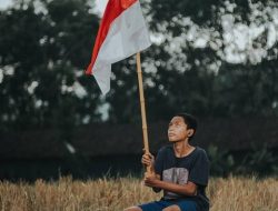 Pemuda Indonesia vs Korupsi, Kemiskinan, dan Jebakan Algoritma: Siapa Menang?