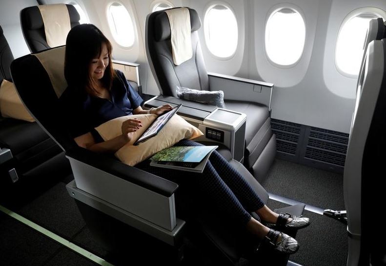 Rahasia Tiket Pesawat Murah 2025: 3 Waktu Ini Bisa Hemat Jutaan Rupiah!