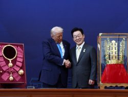 Donald Trump Terima Bintang Jasa Tertinggi Korea: Ada Apa di Balik Penganugerahan Bersejarah Ini?