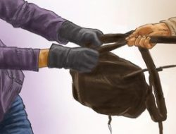 Viral! Penjambret di Depan Gereja Katedral Jakarta, Korban Malah Hilang - Polisi Ungkap Fakta Mengejutkan