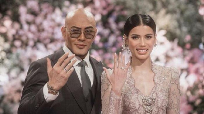 Deddy Corbuzier & Sabrina: Putusan Hakim Soal Perceraian Mereka Ditunggu Hari Ini?