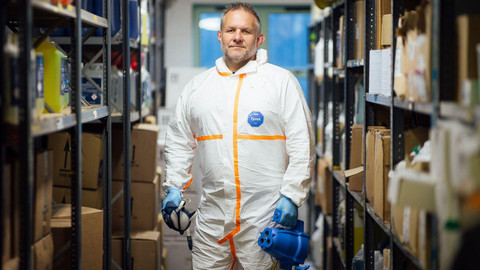 Dari Pembersih Jendela ke Jutawan: Kisah Ben Giles, Ahli Pembersih TKP yang Hidup dari Hal-Hal yang Paling Anda Hindari