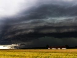 Badai Melissa Tewaskan 10 Jiwa: Kerusakan Mengerikan di Karibia Terungkap!