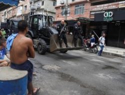 Rio Diguncang Perang! 64 Tewas dalam Operasi Polisi Terbesar yang Libatkan Drone