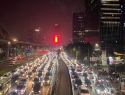 Hujan Deras Lumpuhkan Jakarta! Ini Daftar Jalan yang Paling Parah Macetnya