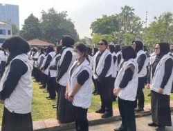 Mereka Datang ke Pelosok Jakarta: Kisah Pasukan Putih yang Sentuh Hati Difabel dan Lansia Terlantar