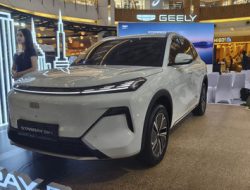 Geely Starray EM-i Resmi Rp 499 Juta, Ini Mobil PHEV Termurah yang Bisa Tembus 1.000 Km!