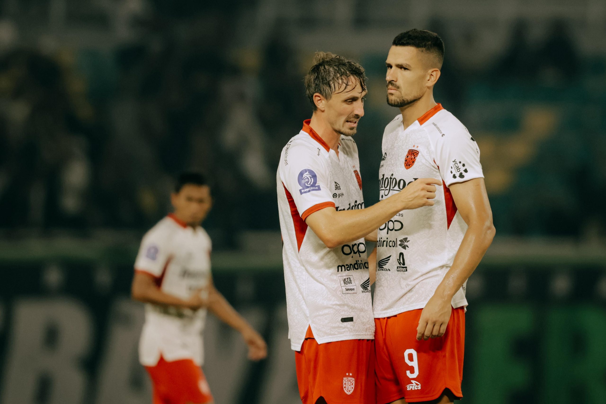 Reuni Emosional di Bali United Vs Persib: Kisah Mantan Rekan Zwolle yang Kini Jadi Lawan