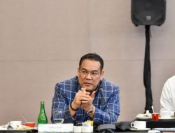 Mengapa Indonesia, Negara Produsen Minyak, Malah Dijajah Impor BBM dari Singapura?