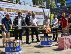 Tembus Rp 759 Miliar! Rahasia Sukses Bea Cukai Sumbagtim Gemparkan Ekspor & Hajar Barang Ilegal