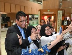 Tolak Tawaran PAN, Ini Alasan Menkeu Purbaya Tegas Tidak Tertarik Politik Meski Elektabilitasnya Melonjak!