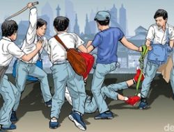 11 Pelajar Bogor Diamankan Polisi, Senjata Tajam Samurai & Golok Disita!