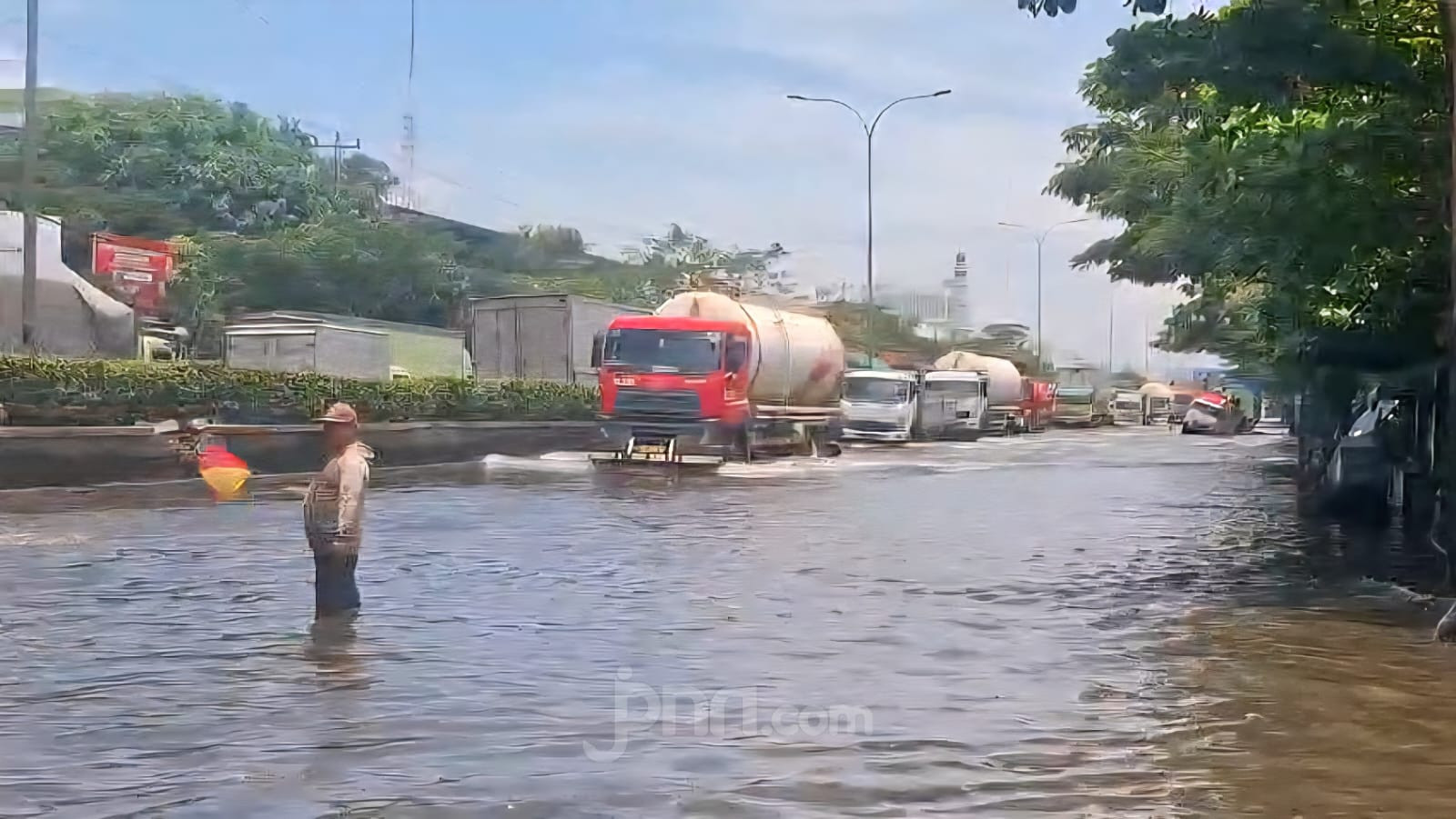 Banjir Semarang 2025 Lumpuh Total: 47 Ribu Jiwa Terdampak, Ini Titik Rawan dan Fakta Mengerikan Lainnya!