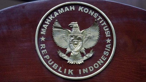 MK Tolak Usia Pemuda 40 Tahun: Ini Alasan yang Bikin Kontroversial!