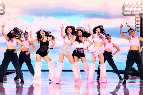 Fransiska Dwi Melani Ditahan! Puluhan Miliar Dana Konser TWICE Raib, Begini Kronologi Lengkapnya