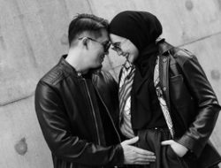 Zaskia Sungkar Umumkan Jenis Kelamin Anak Ketiga, Reaksi Irwansyah Bikin Haru!