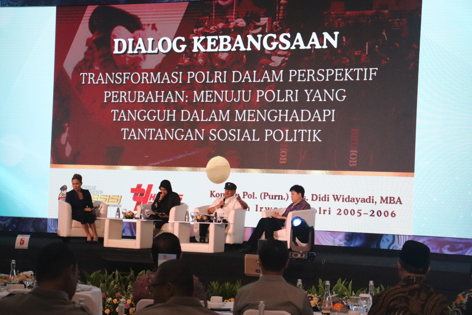 Jurus Jitu Humas Polri Lawan Banjir Informasi & Jaga Kepercayaan Publik di Medsos