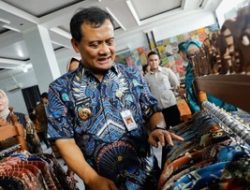 Gubernur Jateng Resmikan UMKM Batik Windasari: Kisah Haru & Strategi Dongkrak Ekonomi Kreatif