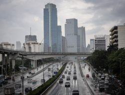Banjir Jakarta 30 Oktober: 27 RT Terendam, Ketinggian Air Tembus 110 cm!
