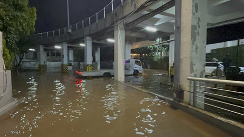 Banjir Kemang 2 Meter: Fakta Mengerikan dan Kronologi Lengkapnya!