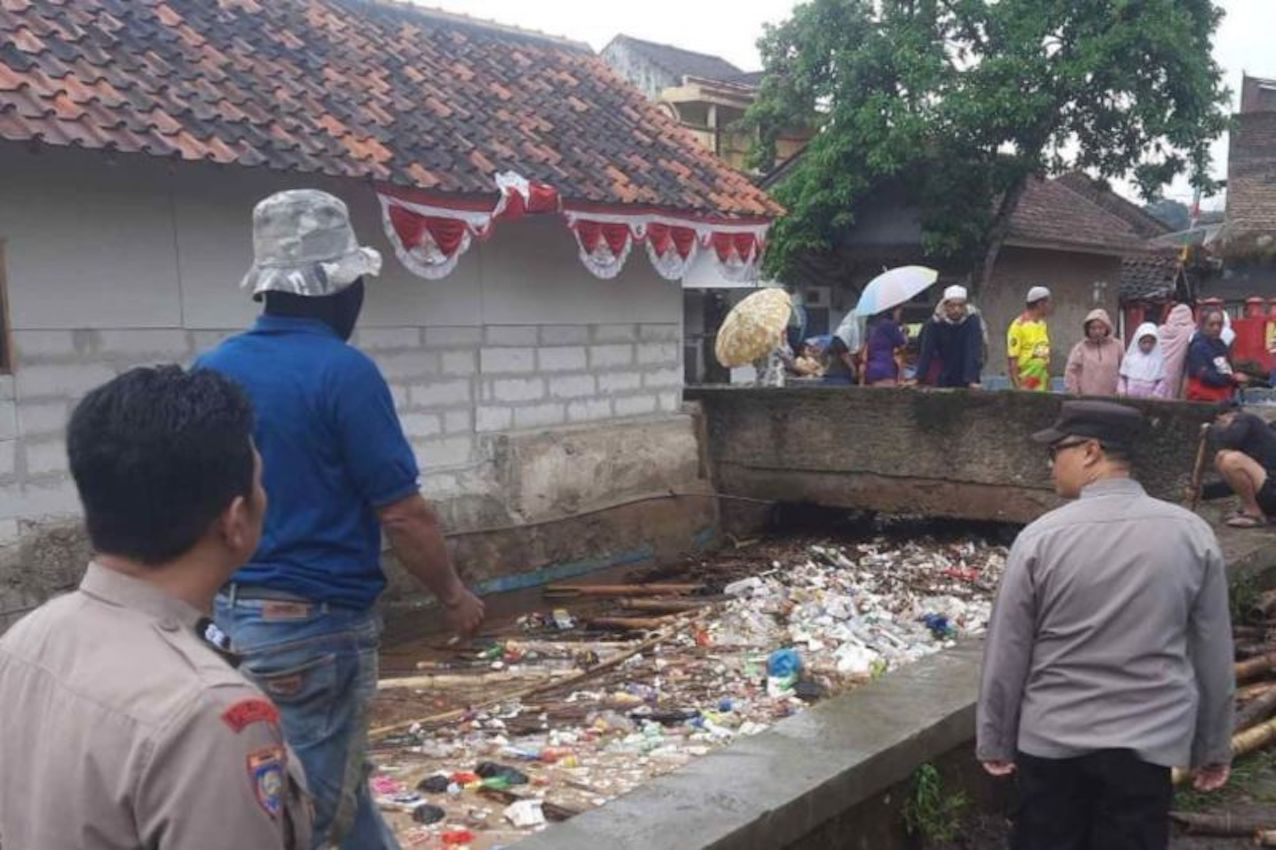 Banjir Bandang Garut Rendam Ratusan Rumah, Ini Penyebab dan Dampaknya