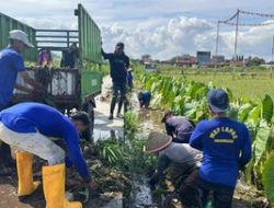 Lapas Purwokerto Gelar Bakti Sosial: Bersihkan Irigasi & Bagikan Sembako