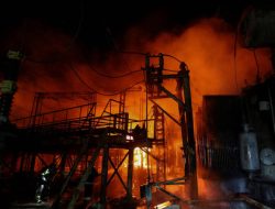 Rusia Hantam Infrastruktur Energi Ukraina: 4 Tewas, Pemadaman Listrik Meluas