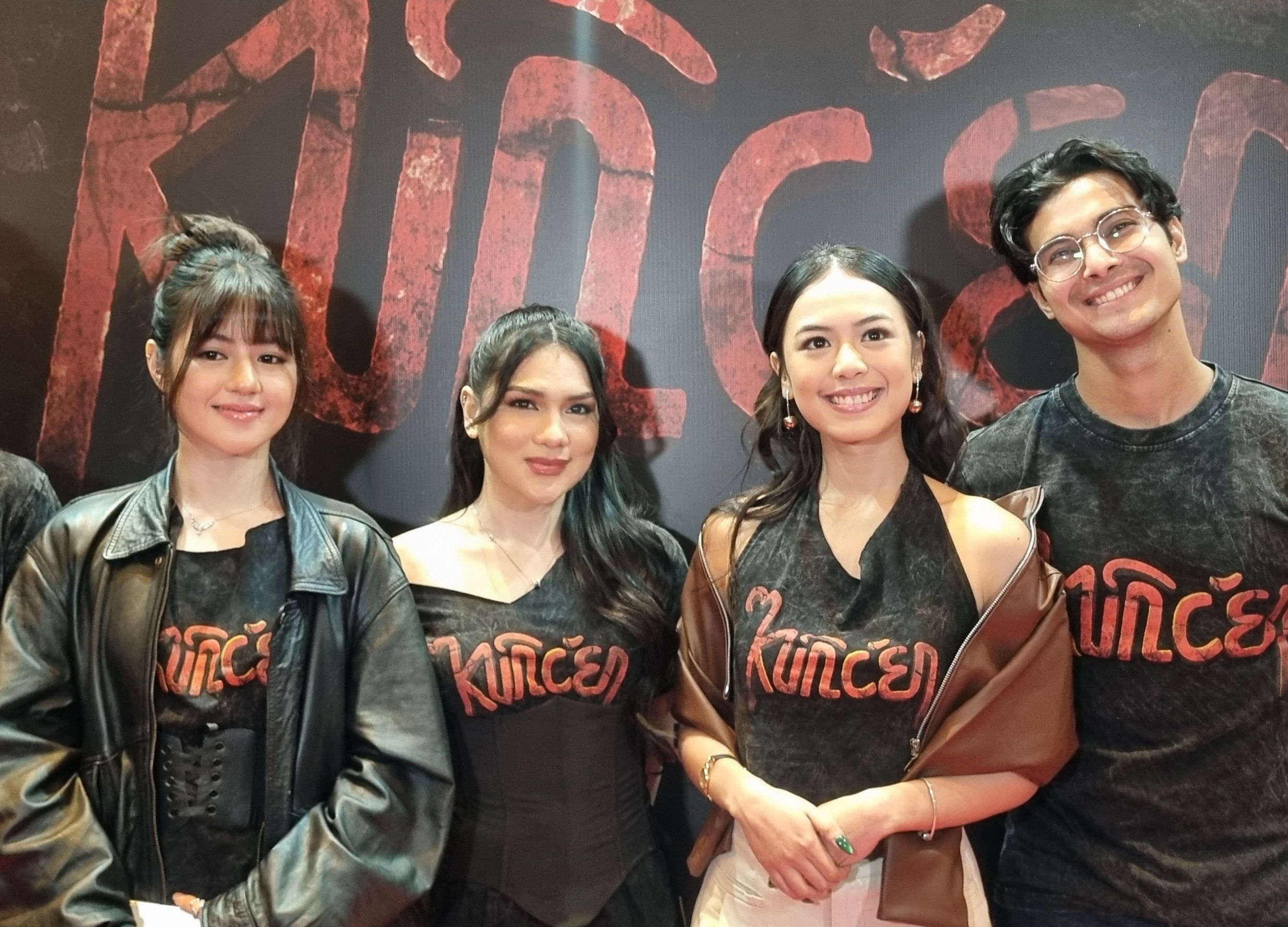 Davina Karamoy Ungkap Awal Main Padel Bareng Pemain Film Kuncen, Begini Ceritanya